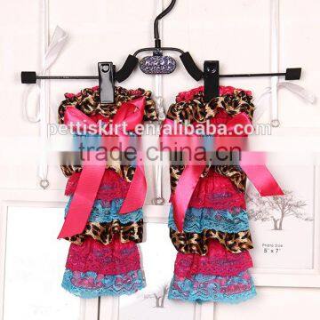 Hot Sales! Lovely Red Lace Leg Warmers Wholesale Baby Clothes Infant Boutique Clothing