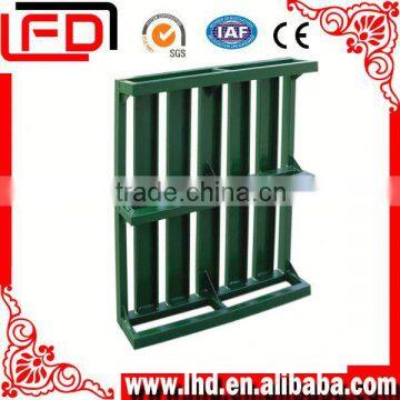 4-way pallet rack steel mesh decking of clothing