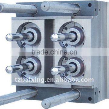 Hot runner bottle preform mould