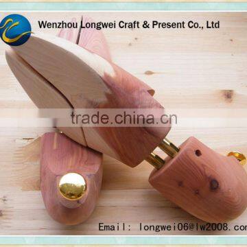 aromatic cedar shoe tree/metal shoe stretcher