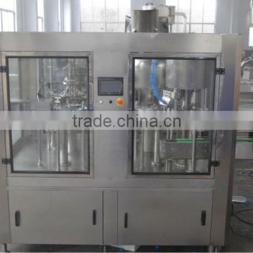 Automatic bottling machine