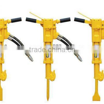 Hand held hydraulic breaker