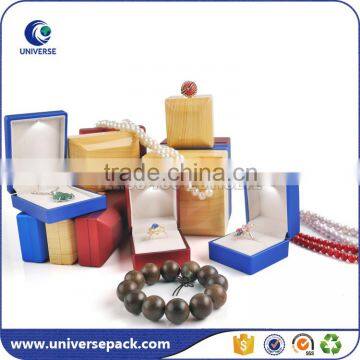 Hot Selling Colorful Lacquer Wood Jewelry Box for Sale in China