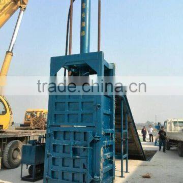 Hydraulic Vertical Semi-auto Baler Machine for PET Bottles DBP-100T photo-2