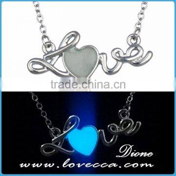 Hot Selling Women Jewelry Luminous Love Style Glowing Heart Necklace photo-4