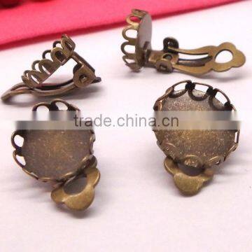 10mm 12mm Antique Bronze Ear Clip Blank Base Cabochon Bezels Setting Round Lace Edge Earring Tray For Jewelry Making