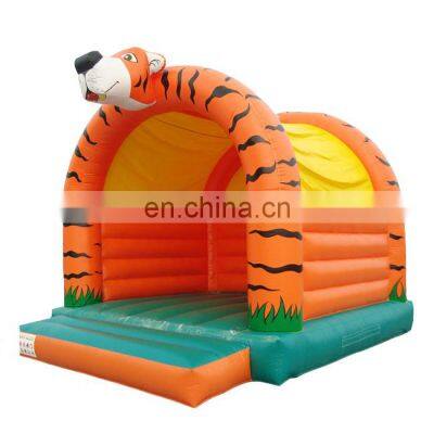 Customized size castle inflatable bouncer kids inflatable bouncer castle