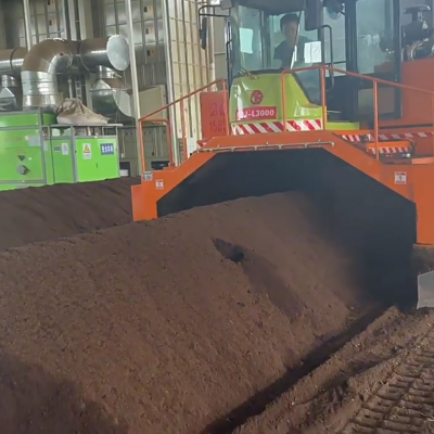 Máquina de compostagem portátil para compostagem de resíduos in loco em fazendas e jardins photo-1