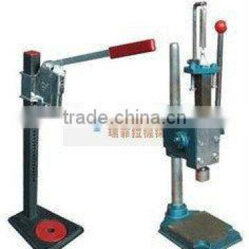 new design soft drink/beer Bottle Capping Machine manual