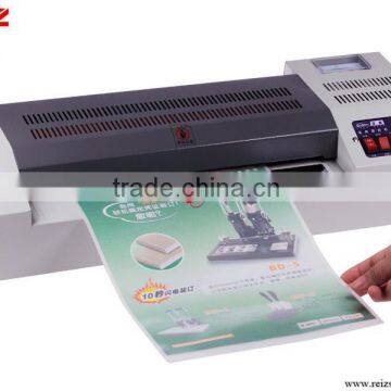 Laminating machine in A4 size