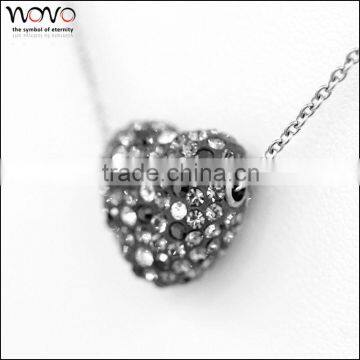 Lady's silver jewelry necklace with pendant