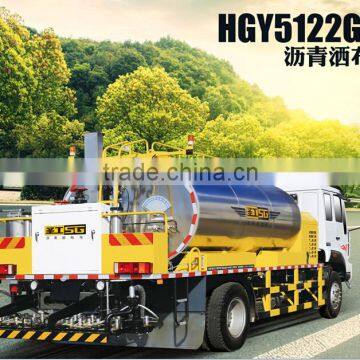 HOWO Chassis HGY5122GLQ 6000L Bitumen Distributor Truck for Sale