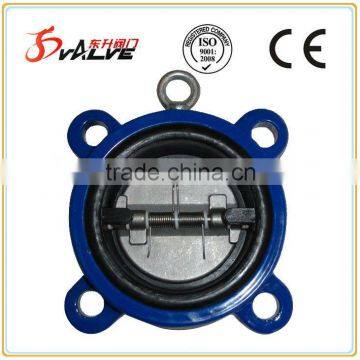 Resilient seated butterfly valves in lug and wafer body styles