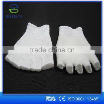 New Product High Quality Massage Pilates Cotton five toes gel socks/gel toe socks