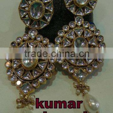 circled kundan earring