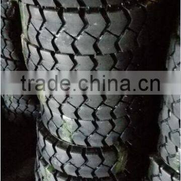 Solid Forklift Tyre 650-10 700-9 700-12 H818S Industrial Tire