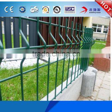 Hot Dipped Galvanized Fencing Panels 1.5*2.4m 50*50 mm Powder and PVC Coated Garden Wire Fence