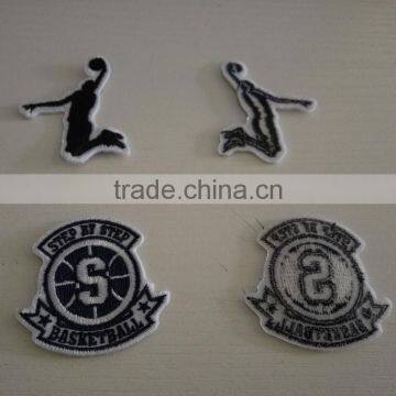High Quality Customized Iron-on Backing Embroidery Patch photo-2
