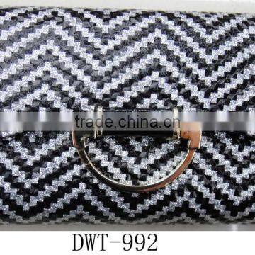 New Hot Lady pu Leather Wave Zigzag Glitter Hot Wallet photo-3