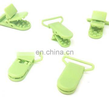 Hot D Shape Kind of Design for Baby Dummy Plastic Pacifier Clip Belt Buckles photo-3