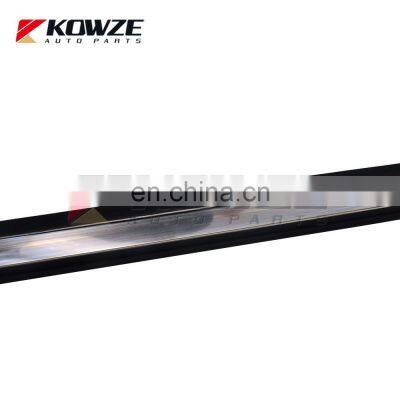 Car Windshield Glass Moulding for Mitsubishi Pajero 2 II 1990-1999 MR485698