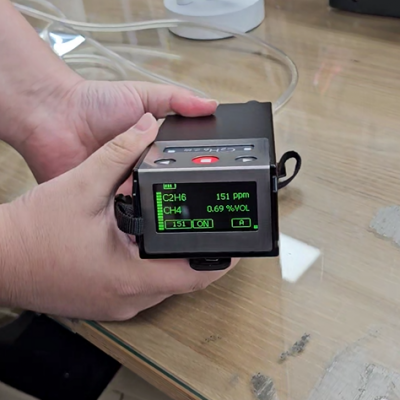Насос типа G10 Портативный детектор утечек метана и этана на основе лазерной технологии TDLAS для проверки утечек на маршруте газопровода с природным газом