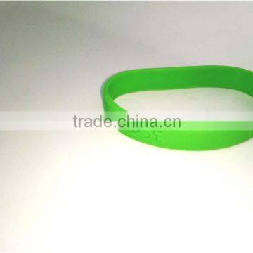 Colorful Silicone Hand Chains Waterproof Sports Girls Bracelet Made in China photo-6