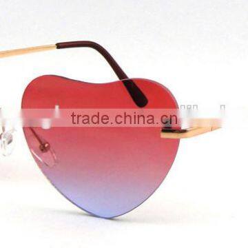 Rimless heart shape sunglasses with mirror lens .