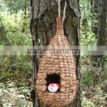 outdoor bird nest pocket