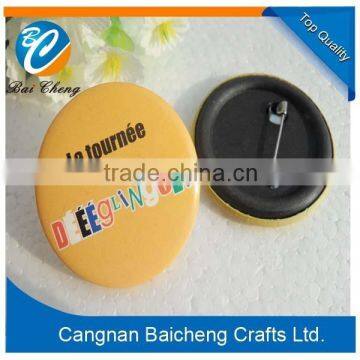 Popular Cheap Button Badge/Doming Resin Badge