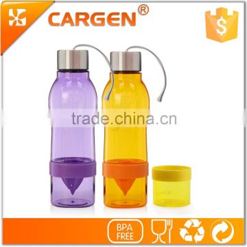 Healthy plastic sport fruit juice maker water bottle