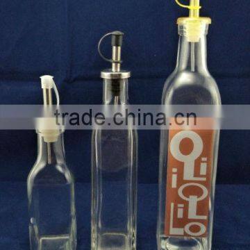 square glass bottles for olive oil, vinegar with dispenser