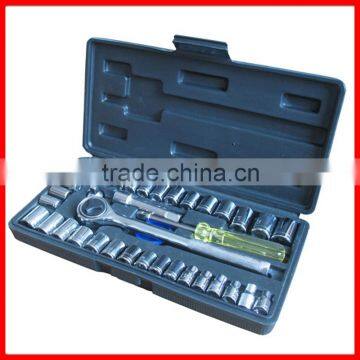 39pc 1/4"&3/8"Dr. Socket Ratchet Kit