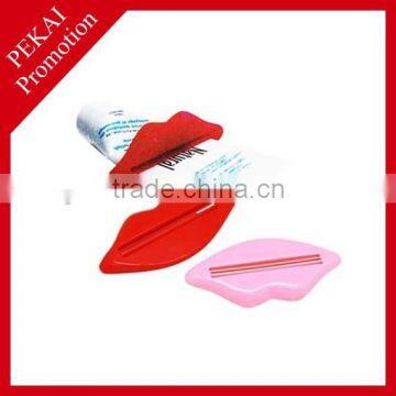 2015 new products promotional plastic toothpaste tube squeezer