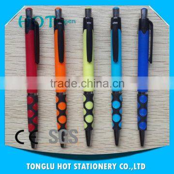 2016 New products on china market black color grip and clip multi color plastic pen