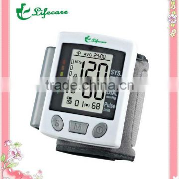 CE approved Blood pressure monitor watch