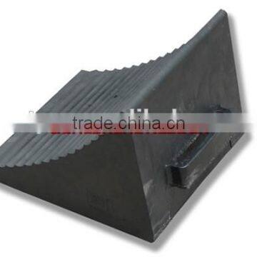 Rubber Bumper Wheel Chock photo-4