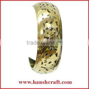 Fashion metal bangle