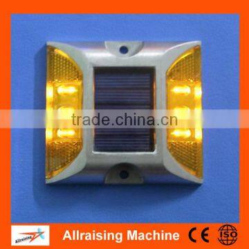 Aluminum Solar Powered Road Studs With 2*3LED Reflectors photo-3