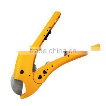 Automatic Retracting Cutter