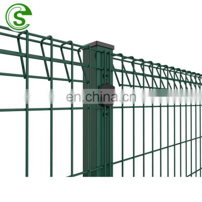 Yard guard wire mesh roll top fencing triangular top fence