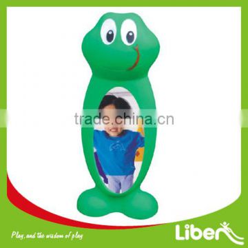 2014 hot sale and high quality distorting mirror for kids LE.HH.023