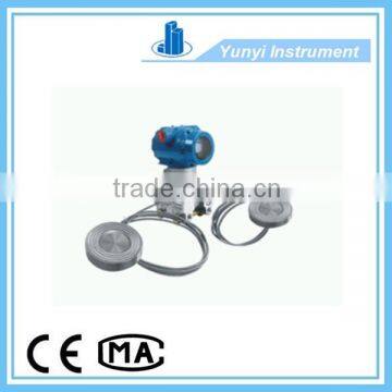 Double flange differential pressure transducer