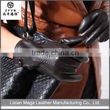 2016 new design Leather Gloves Brown Color