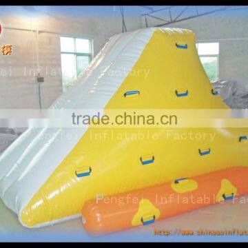 Hot sale classical iceberg, fashional inflatable water toy game