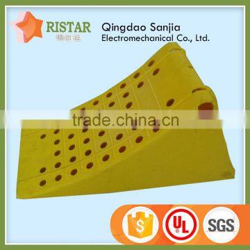 yellow wheel chock for car plastic anti-skid wheel chock