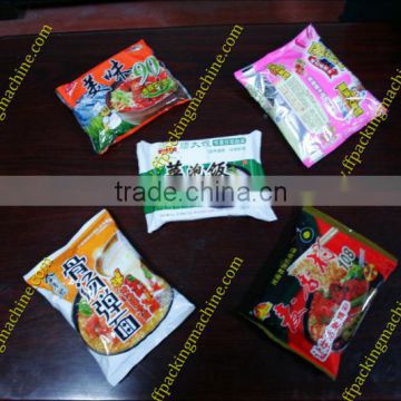 Instant noodles in bag packing machine