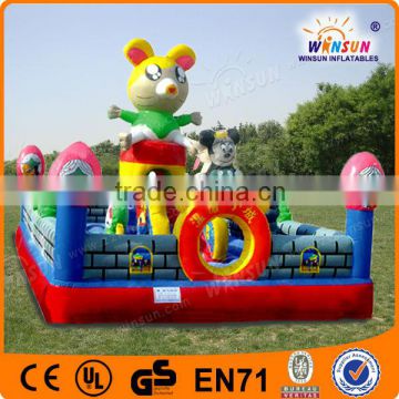 Trendy customized gaint inflatable fun city amusement