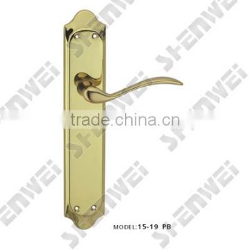 15-19 PB brass door handle on plate