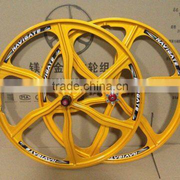 26inch 6spoke lightest strongest magnesium alloy bike wheel /fixed gear type hub bike wheel/golden color wheels